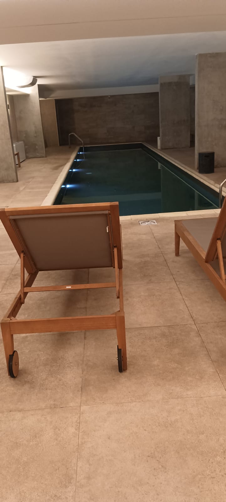 Zona de piscina lista tras limpieza LM PRO